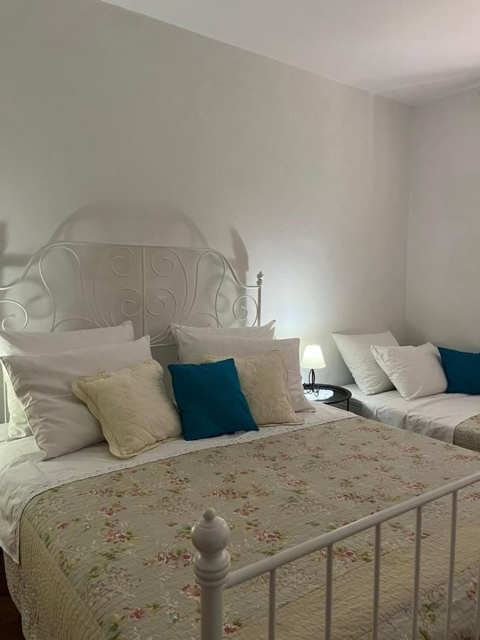 Apartment With Swimming Pool Jelsa  Exterior foto